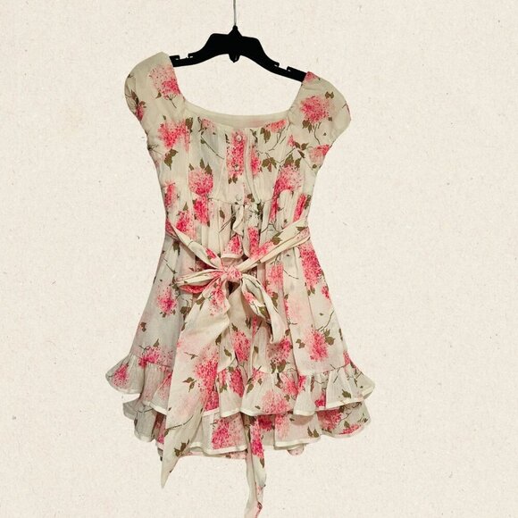 🌸 Adorable Ralph Lauren Floral Dress – Perfect for Your Little Princess! 🌸 - Picture 2 of 5